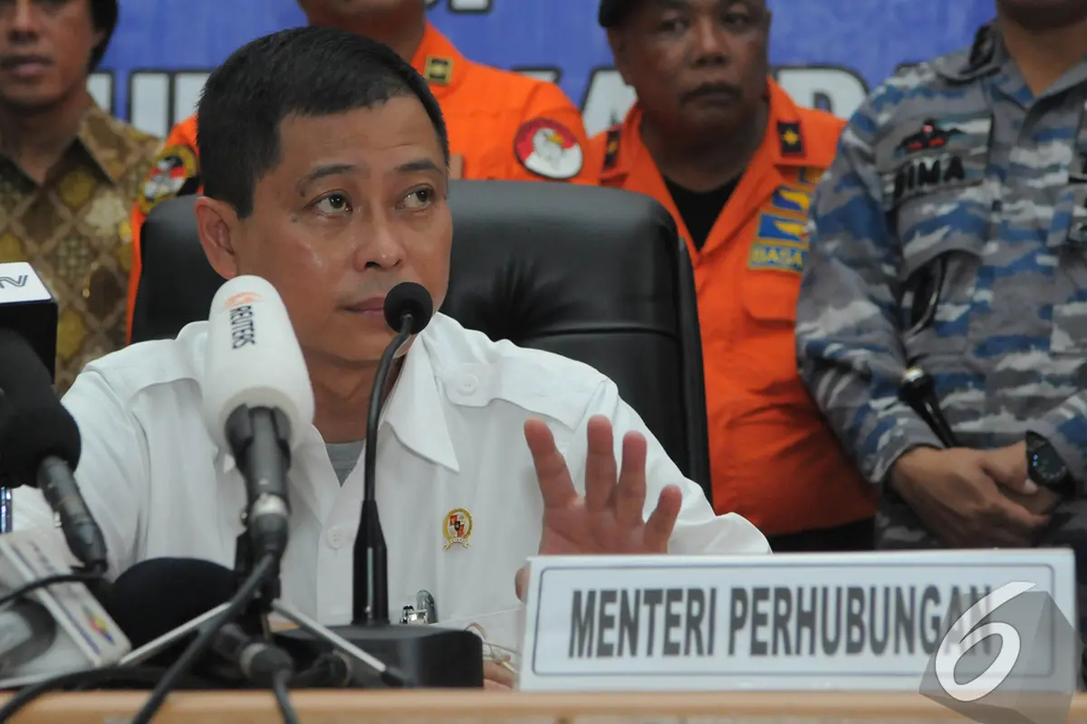 Menko Kemaritiman dan Menhub Sambangi Posko Evakuasi AirAsia