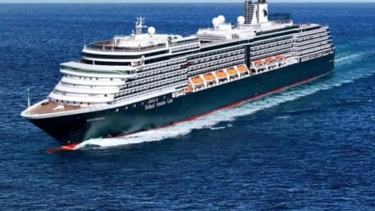 Kapal Pesiar Holland America Line's MS Westerdam.