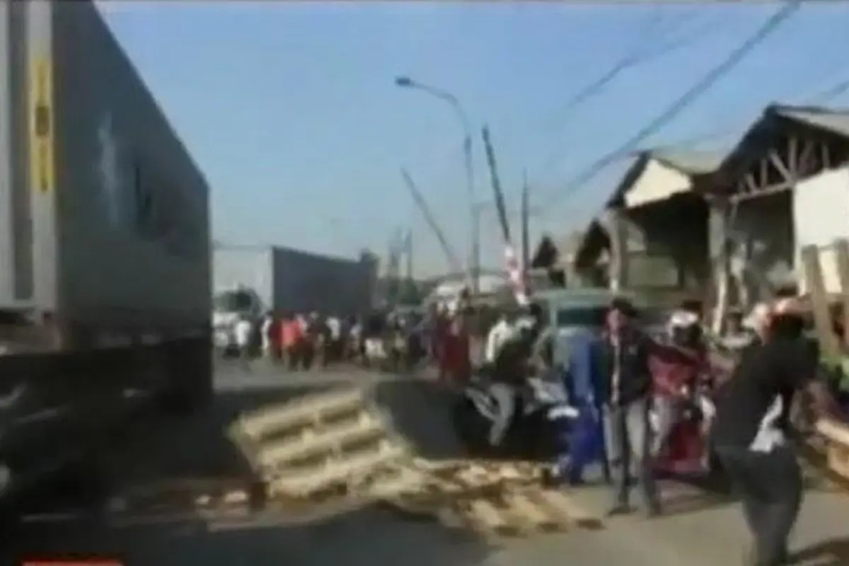 Pembongkaran Bangunan Liar