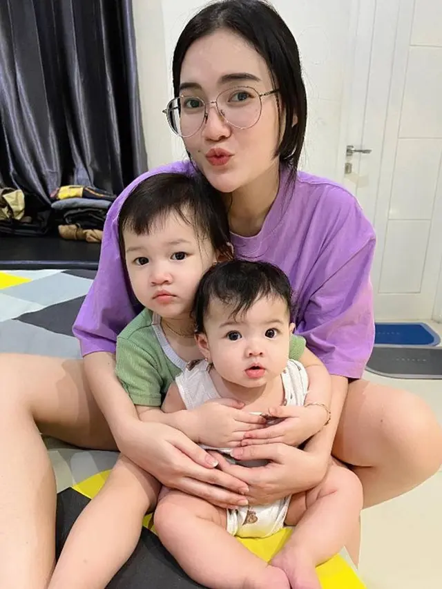 [Fimela] Gendhis Geona Madaharsa