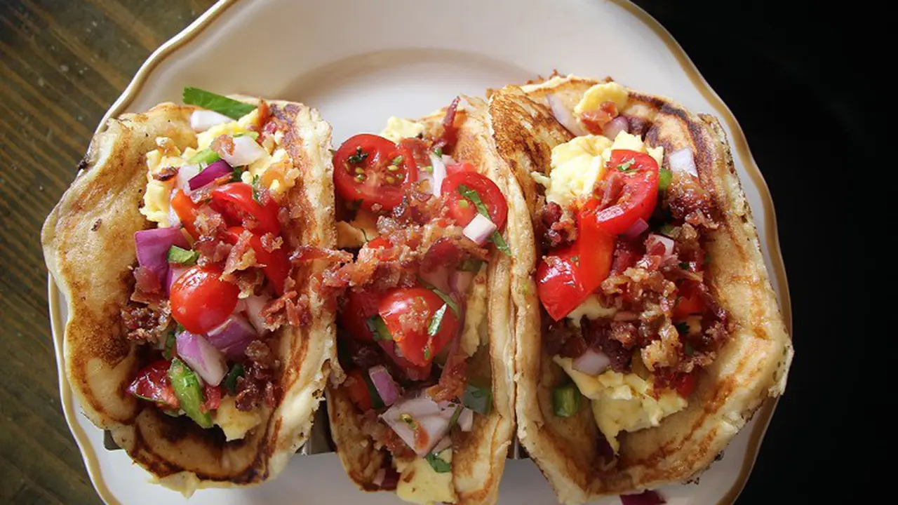 [Bintang] 10 Foto Pancake Tacos yang Bikin Tambah Lapar Jelang Makan Siang