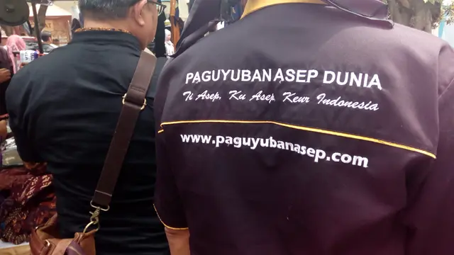 Para komunitas Asep seluruh dunia siang tadi kumpul bersama bercengkarama di kota Intan Garut, Jawa Barat