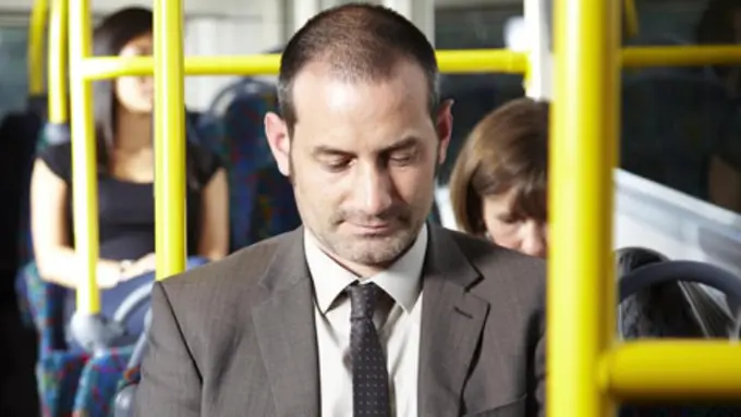 Tipe Penumpang Angkutan Umum yang Ngeselin