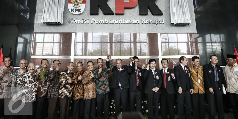 20151229-Pimpinan-KPK-Lama-dan-Baru-Jakarta-FF