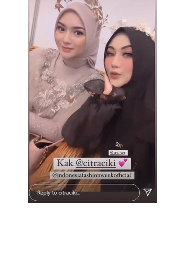 6 Potret Citra Kirana saat Tampil di Indonesia Fashion Week 2022, Menawan