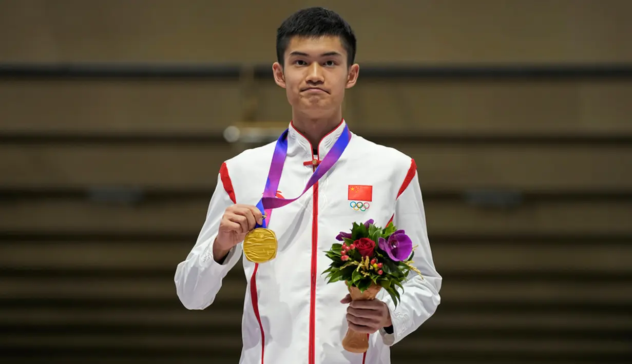 "Saya tak pernah berpikir dan fokus untuk memecahkan rekor," ujar Sheng dilansir China Daily. (AP Photo/Aijaz Rahi)