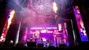 Soobin (kiri), Beomgyu, Yeonjun, Taehyun, dan Huening Kai dari Tomorrow X Together tampil pada hari ketiga Festival Musik Lollapalooza di Grant Park, Chicago, Amerika Serikat, 30 Juli 2022. (Photo by Amy Harris/Invision/AP)