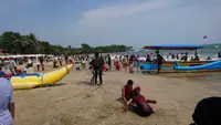 Wisata Anyer–Carita Padat, Polisi Berlakukan One Way dan Buka Tutup Jalan