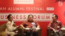 Kepala Bappenas Bambang Brodjonegoro (tengah), Moderator Miranda Goeltom dan Ketua Boston University Alumni Indonesia Didit Ratam pada acara Boston University Asian Alumni Festival 2018, Jakarta (3/11). (Liputan6.com/Angga Yuniar)