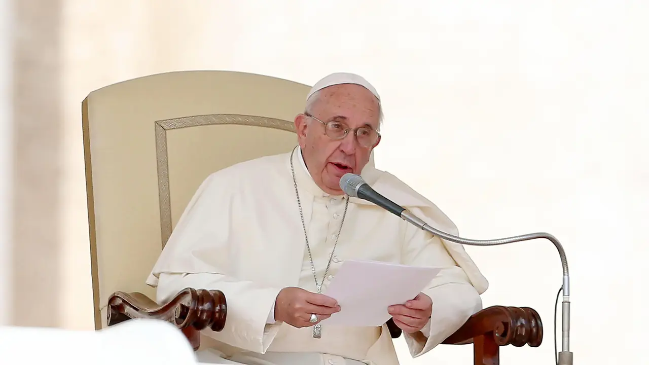[Bintang] Paus Francis