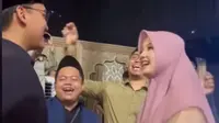 Gus Sunny dan Ning Chasna baper dengan lantunan lagu Dumes Denny Caknan (SS: YT ABRI Media)