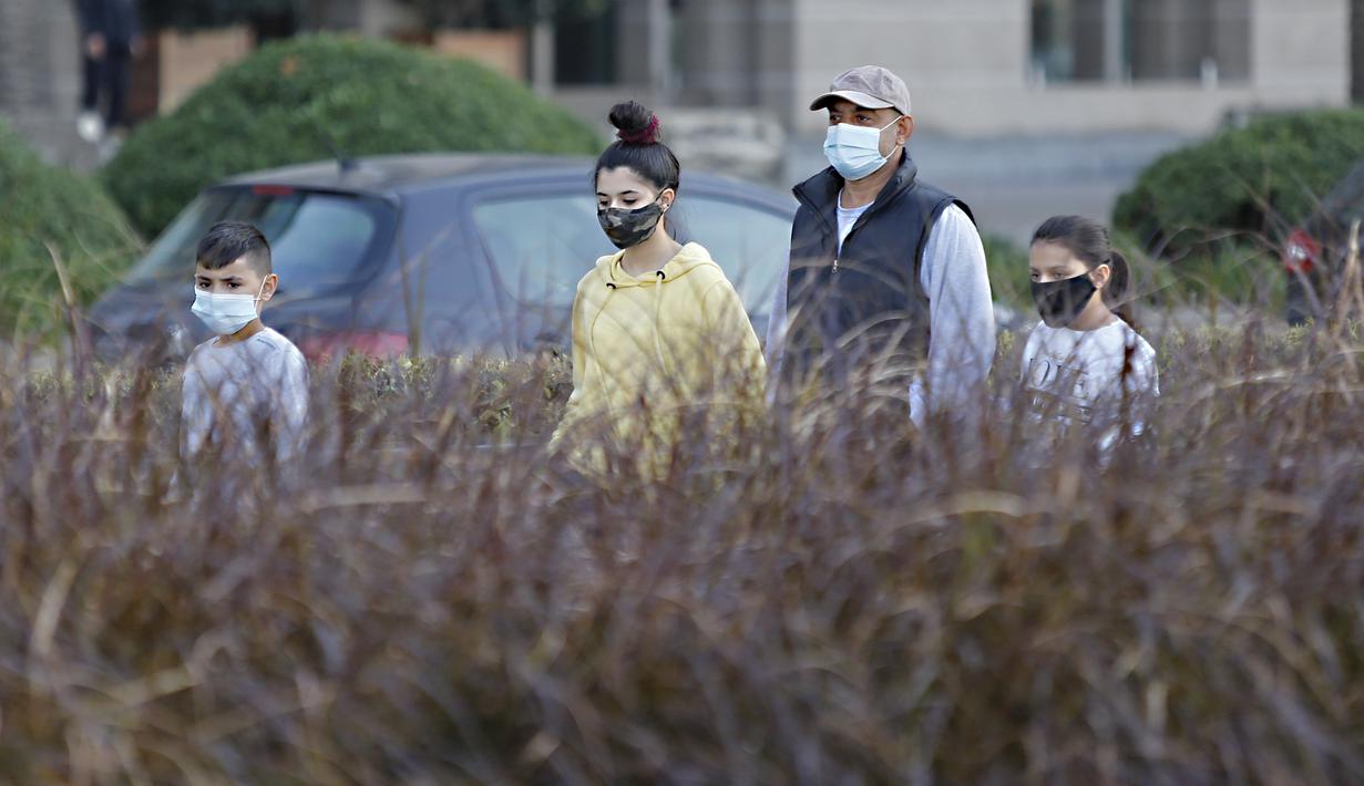 FOTO: Aktivitas Warga Lebanon di Tengah Laporan Kasus ...