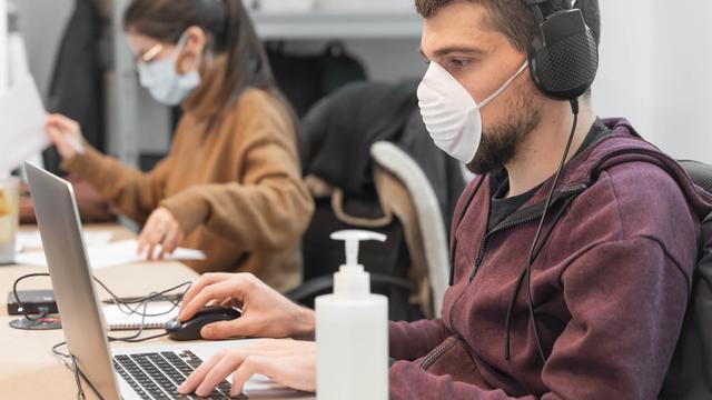 Sesuai Zonasi, Ini Ketentuan Terbaru WFH dan WFO Selama PPKM Luar Jawa-Bali