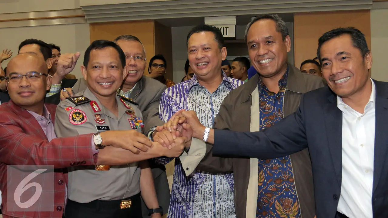 20160623- Komisi III Setuju Tito Karnavian Jadi Kapolri-Jakarta- Johan Tallo