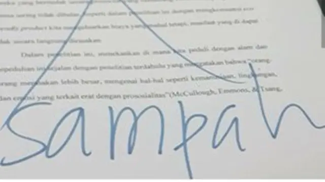 Harus Tahan Banting, Ini 6 Potret Coretan Revisi Dosen yang Bikin Senyum Miris
