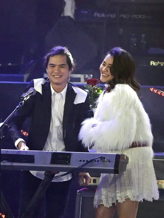 Aaliyah Massaid dan Dul Jaelani (Bambang E Ros/Fimela.com)