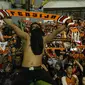 Ribuan The Jakmania saat menyaksikan laga terakhir Persija di Liga 1 di Stadion Patriot, Bekasi, Minggu (12/11/2017). Persija menang 2-1 atas Bhayangkara FC. (Bola.com/ M Iqbal Ichsan)