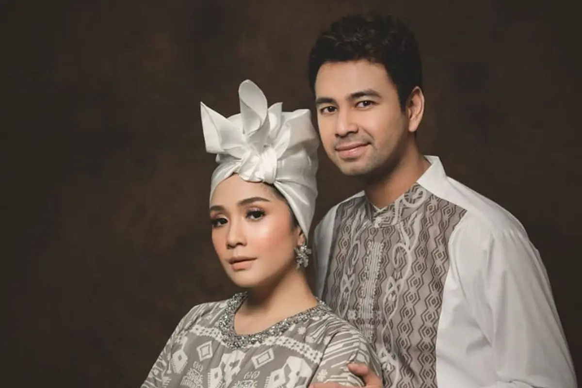 Raffi Ahmad dan Nagita Slavina. (Foto: Rio Motret dari Instagram @riomotret)