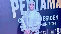 Tampilan Kece Putri Ariani Saat Menyanyi di Debat Capres 2024, Tuai Pujian Warganet. (Tangkapan Layar Instagram/arianinismaputri)