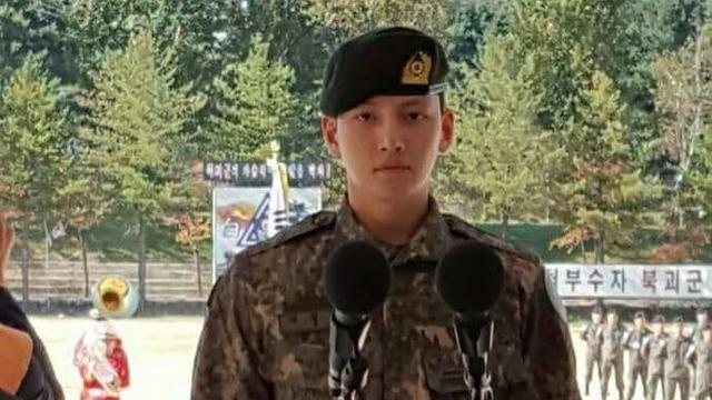 [Bintang] Tampan dan Gagah, Ini 8 Foto Artis Korea Selatan Saat Wajib Militer