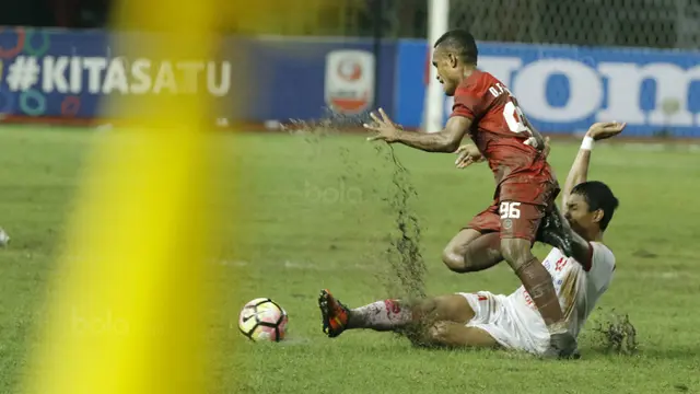 Persis Solo