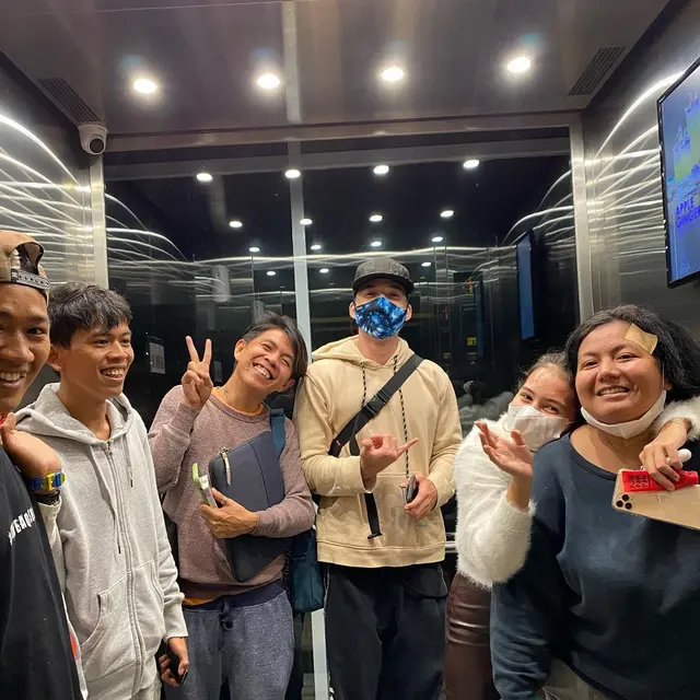 6 Momen Temu Kangen Stefan William dan Sandrinna Michelle, Melepas Rindu