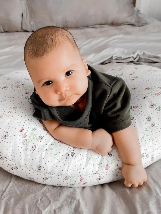 Ukkasya anak Irwansyah dan Zaskia Sungkar (Instagram/irwansyah_15)