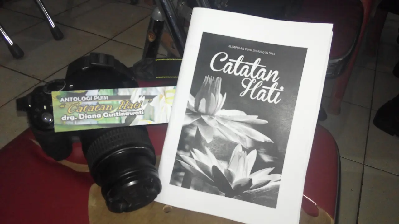 Sebuah antologi puisi karya Drg Diana diluncurkan dalam gelaran sederhana di Gedung Theater Terbuka Taman Budaya Bengkulu