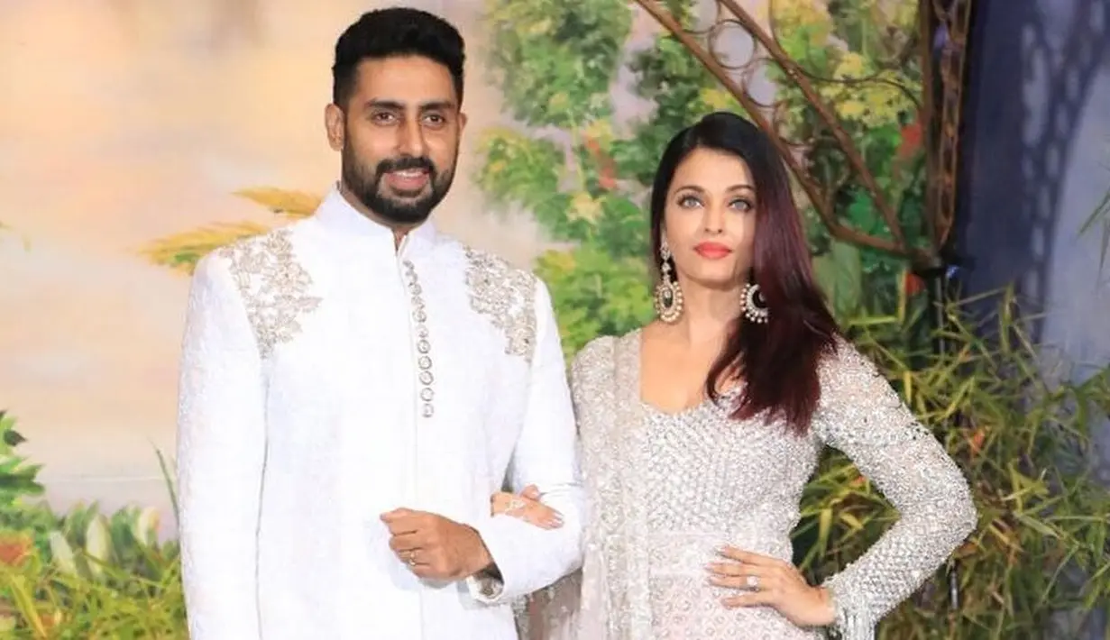 Aishwarya Rai dan Abhishek Bachachan tampil serasi saat mereka menghadiri pernikahan Sonam Kapoor. (Foto: instagram.com/bollywood_on)