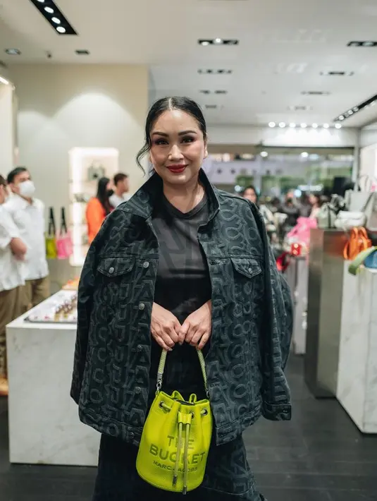 Acara dimeriahkan oleh guest star dari Ayla Dimitri, Pamela Bowie, Sheila Dara, sampai Titi DJ. [Foto: @gapluxury]