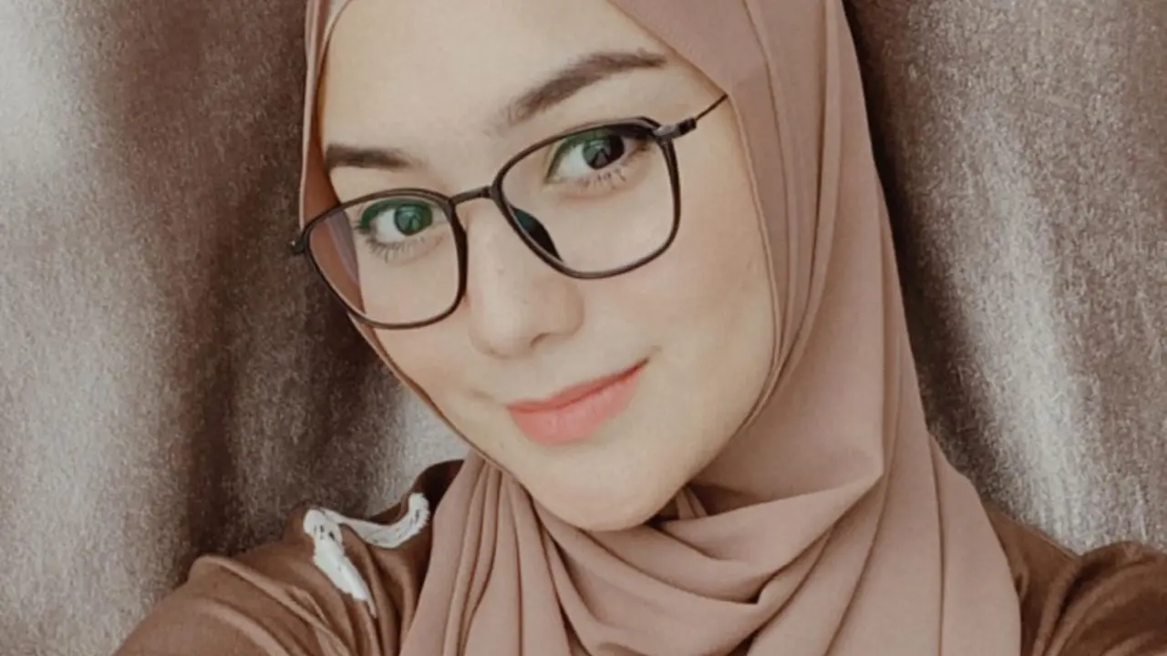 FOTO: Gaya Citra Kirana saat Pakai Hijab Warna Pastel, Makin Anggun