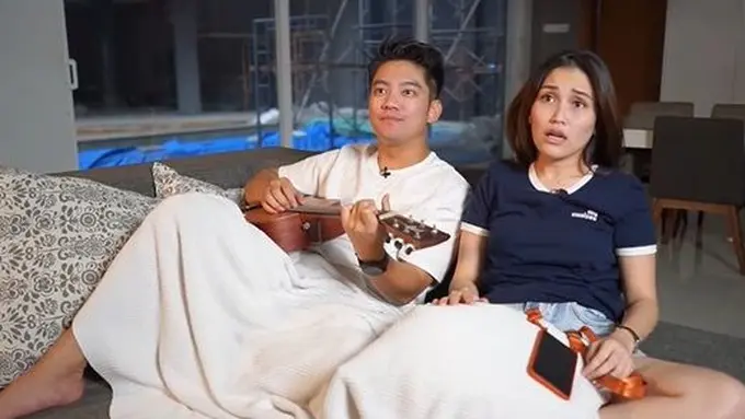 Sempat 4 Tahun Musuhan, Ini 6 Potret Kebersamaan Ayu Ting Ting dan Boy William (Sumber: YouTube/Qiss You TV)