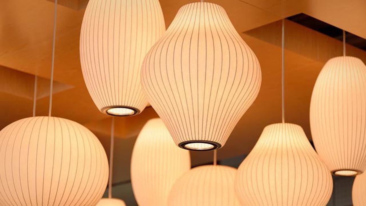 Jangan Sampai Pecah, Merkuri pada Lampu Neon Sangat Berbahaya