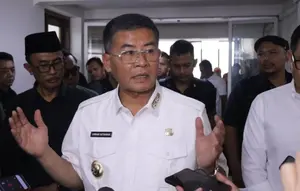 Wagub Jabar Minta Bobotoh Dukung Persib Bandung Lewat Nobar