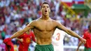 Jika Portugal dapat melenggang ke babak final dan Ronaldo mencetak gol di pertandingan itu, maka dapat dipastikan bahwa dirinya akan menjadi pemain tertua yang pernah mencetak gol di babak final Piala Eropa. (Foto: AFP/Francois Guillot)