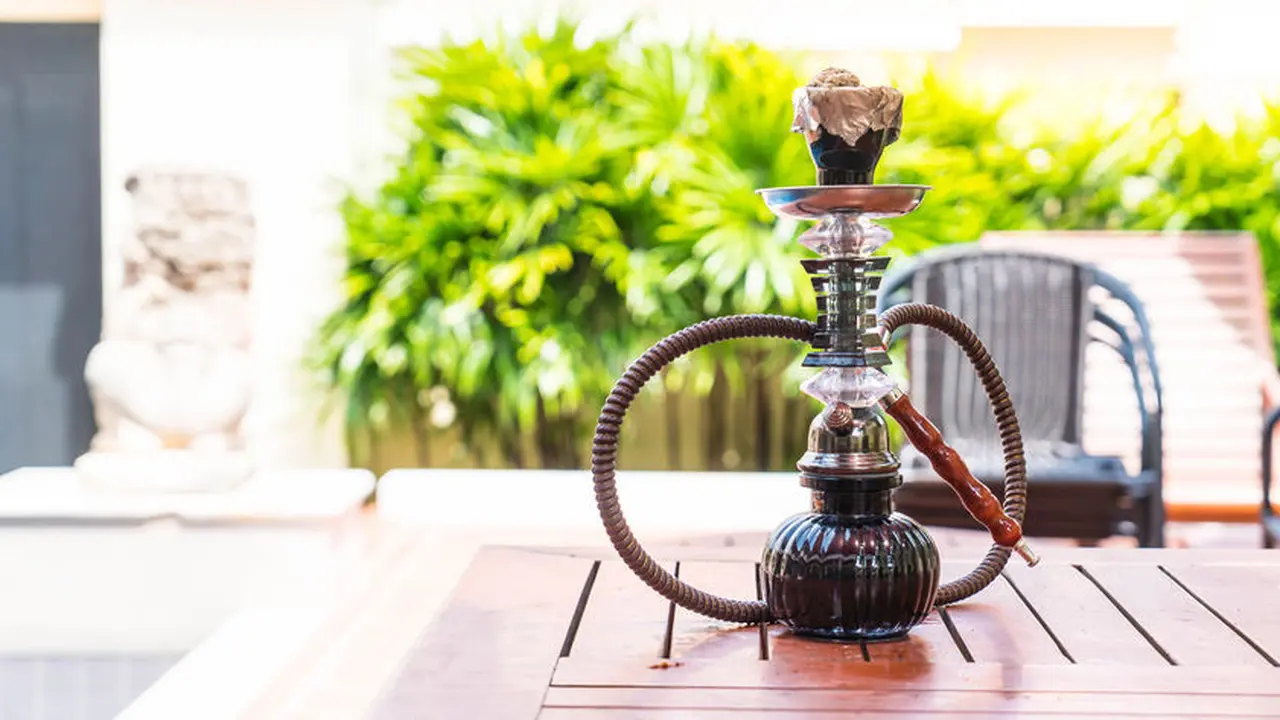 Ini Bedanya Rokok, Vape, dan Shisha