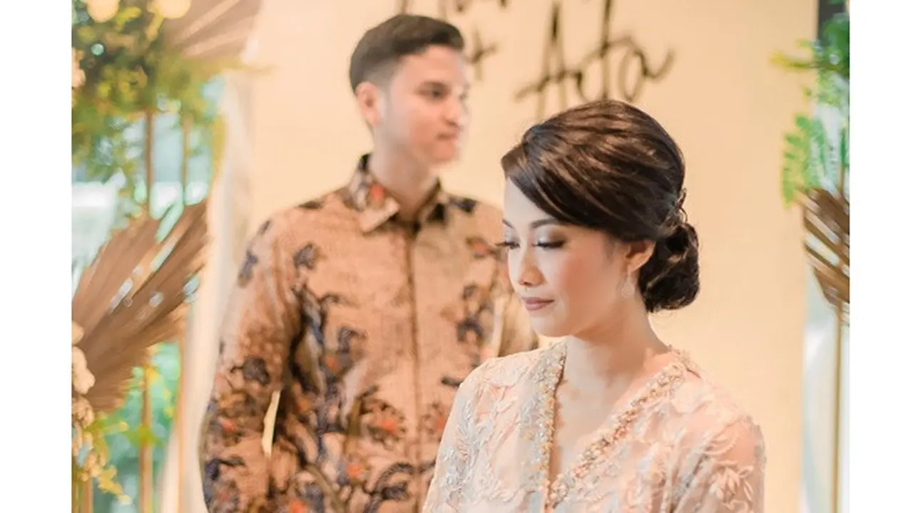 5 Potret Calon Istri Asta Gitaris Ran yang Dianggap Netizen Mirip Vanessa Angel