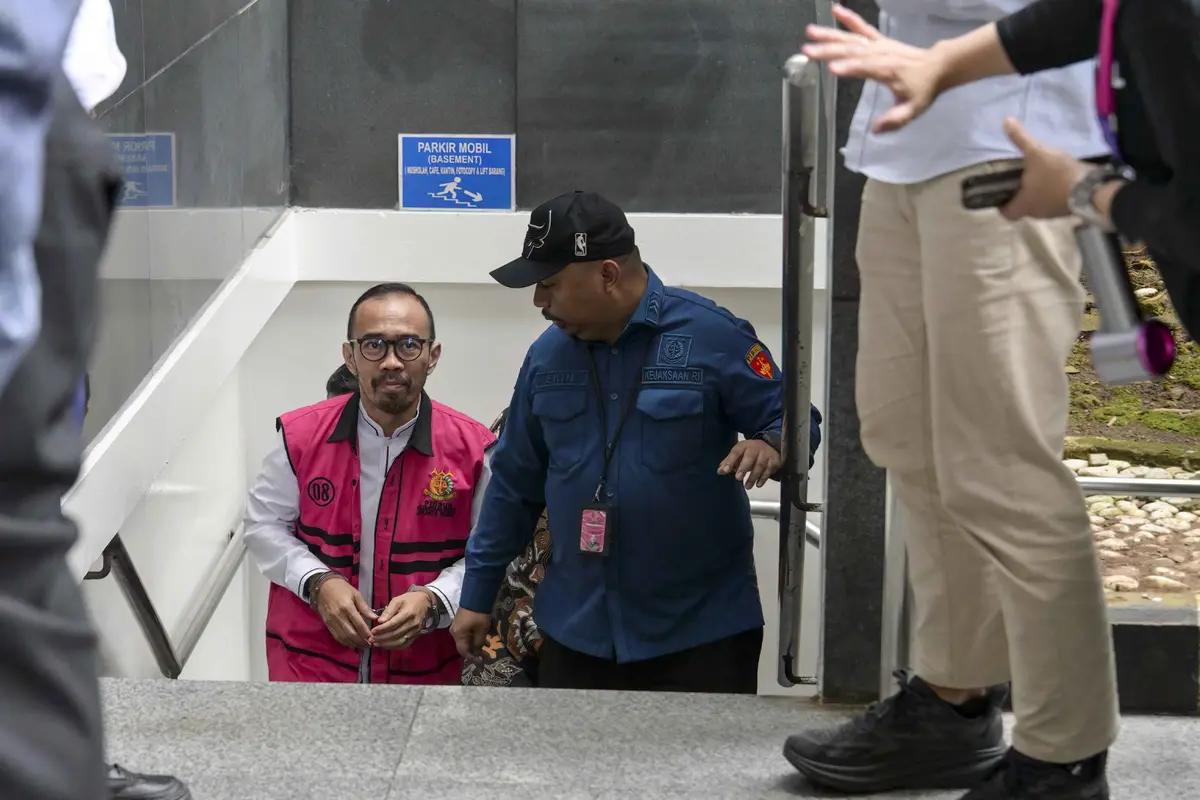 Mantan Direktur Utama PT Pertamina Patra Niaga Riva Siahaan Divonis 9 Tahun Penjara