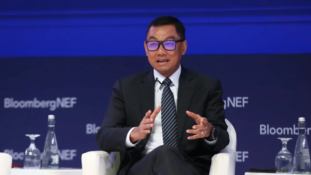 Direktur Utama PLN Darmawan Prasodjo