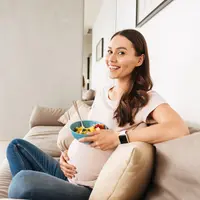 Ilustrasi perempuan hamil. (c) Vadymvdrobot/Depositphotos.com