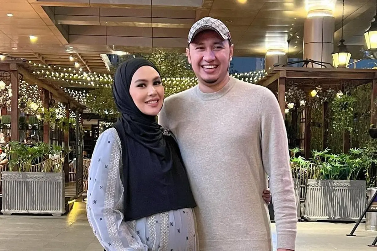 Kartika Putri bersama suami (Instagram/kartikaputriworld)