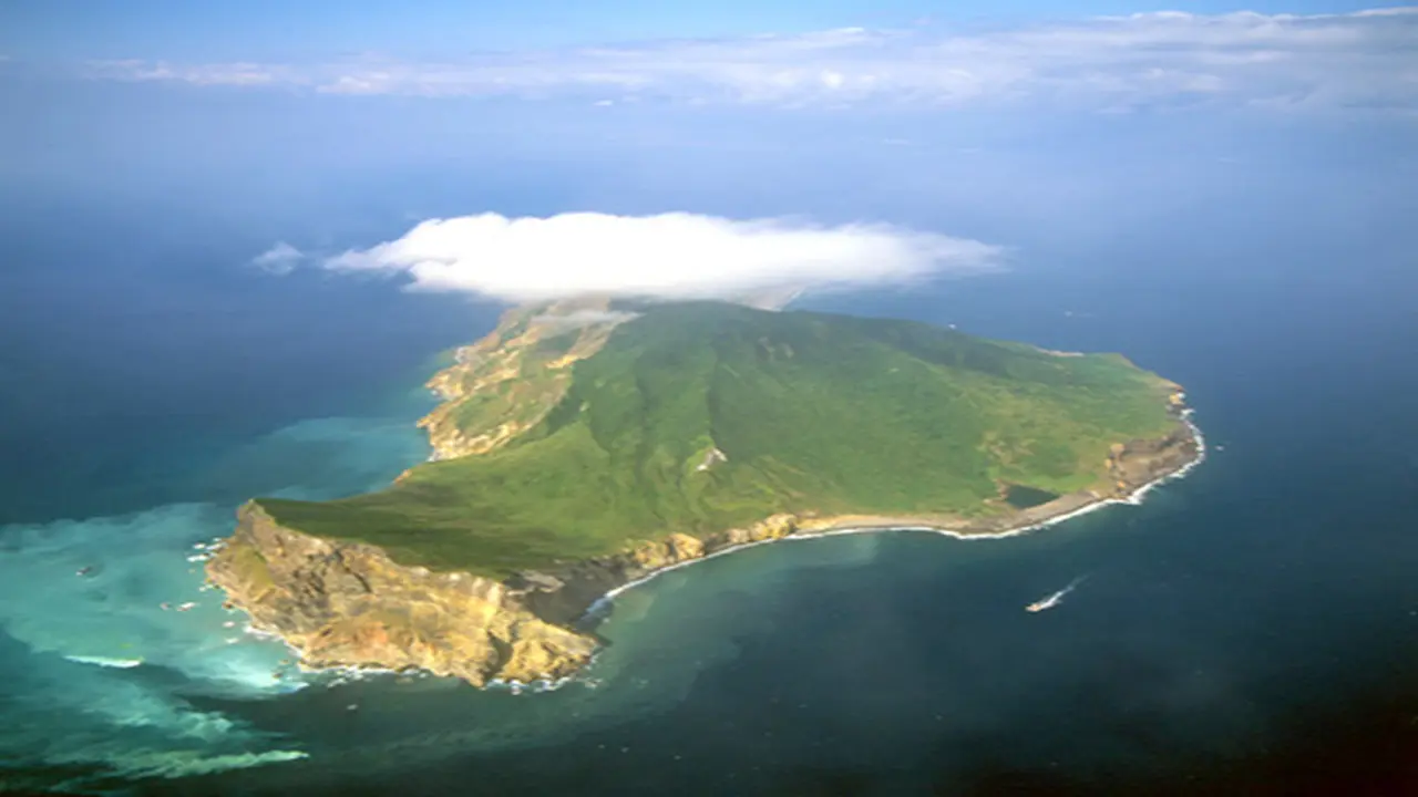 Pulau Kura-kura yang Hanya Muncul di Musim Semi