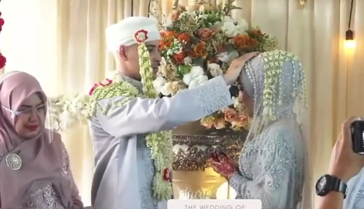 Riza Shahab dan Sonia Alatas (Youtube/Selaras Kreasi ID Media)