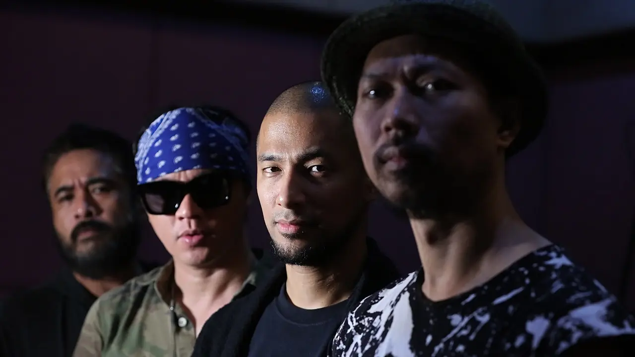 [Bintang] Konspirasi Band