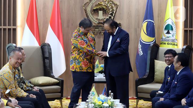 Surya Paloh ke Markas Golkar, Disambut Airlangga Hartarto