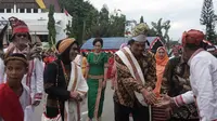 Ketua CoE Kemenpar, Esthy Reko Astuti hadir dalam penutupan event Lovely Desember yang digelar di Plaza Toraja, Tana Toraja.