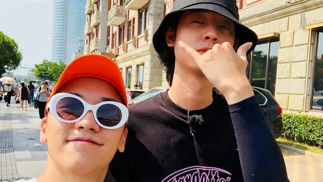 Seungri dan Jung Joon Young (Foto: instagram.com/seungriseyo)