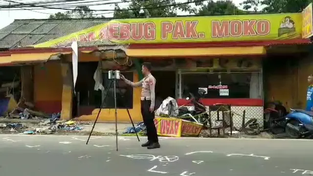Polda Jabar Olah TKP Kecelakaan Beruntun di Puncak Bogor