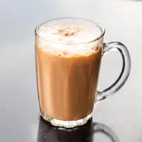 Ilustrasi teh tarik khas Singapura. ©Thamkc/Depositphotos