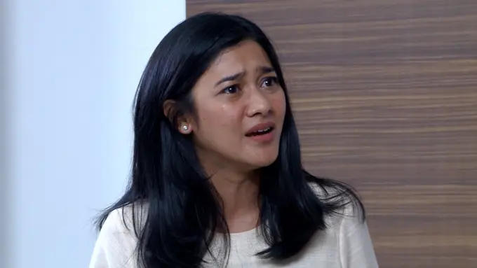 [Bintang] Orang Ketiga